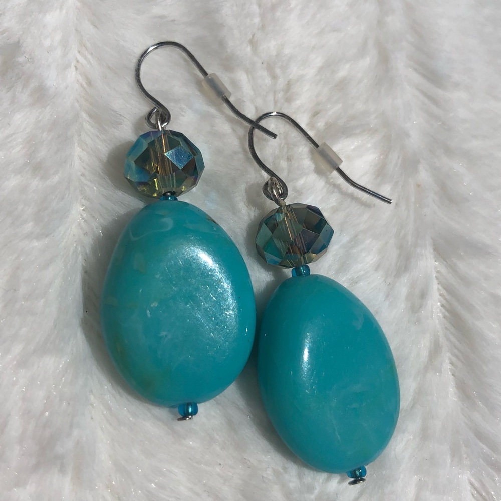 Teal colored drop classic earrings - Picture 3 of 4